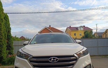 Hyundai Tucson III, 2016 год, 2 500 000 рублей, 2 фотография