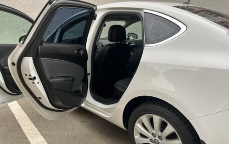 Opel Astra J, 2013 год, 875 000 рублей, 7 фотография