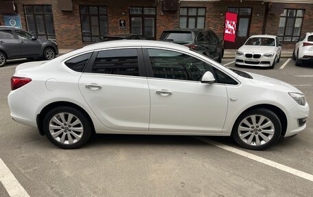 Opel Astra J, 2013 год, 875 000 рублей, 5 фотография