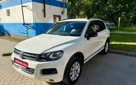 Volkswagen Touareg III, 2013 год, 2 700 000 рублей, 2 фотография