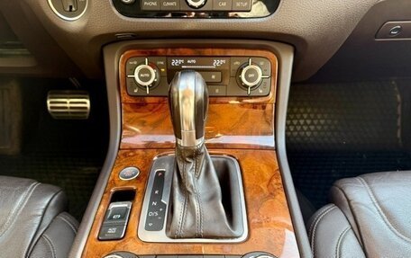 Volkswagen Touareg III, 2013 год, 2 700 000 рублей, 17 фотография