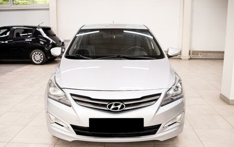Hyundai Solaris II рестайлинг, 2014 год, 1 018 000 рублей, 2 фотография