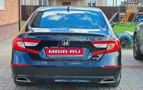 Honda Accord IX рестайлинг, 2017 год, 1 650 000 рублей, 4 фотография