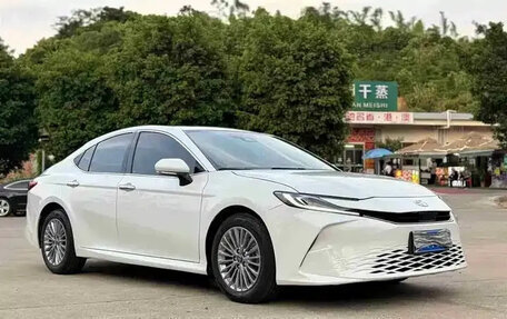 Toyota Camry, 2024 год, 3 255 000 рублей, 3 фотография