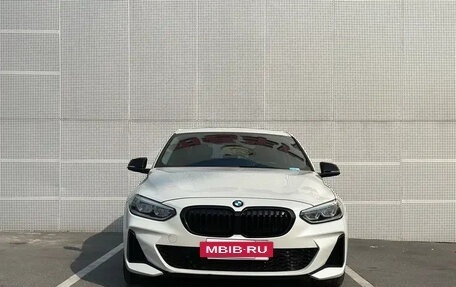 BMW 1 серия, 2022 год, 1 600 000 рублей, 2 фотография