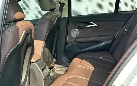 BMW 1 серия, 2022 год, 1 600 000 рублей, 11 фотография