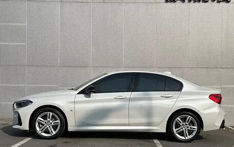 BMW 1 серия, 2022 год, 1 600 000 рублей, 7 фотография