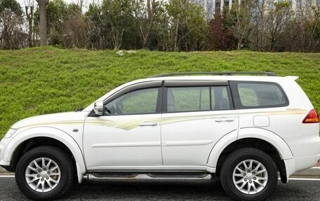 Mitsubishi Pajero Sport II рестайлинг, 2016 год, 2 400 469 рублей, 7 фотография