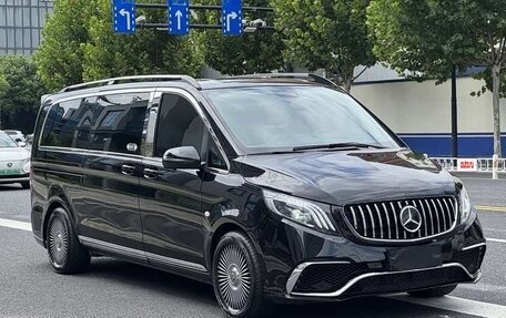 Mercedes-Benz Vito, 2021 год, 3 795 000 рублей, 3 фотография