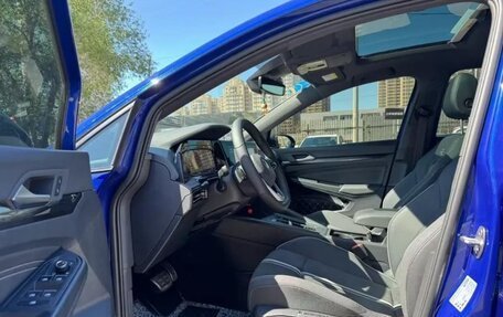 Volkswagen Golf VIII, 2021 год, 1 850 000 рублей, 2 фотография