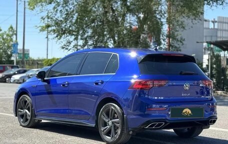 Volkswagen Golf VIII, 2021 год, 1 850 000 рублей, 6 фотография