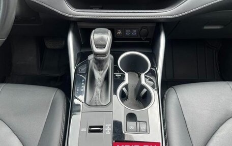 Toyota Highlander, 2022 год, 3 280 000 рублей, 15 фотография