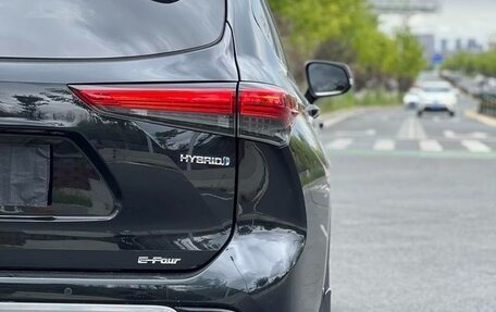 Toyota Highlander, 2022 год, 3 280 000 рублей, 10 фотография