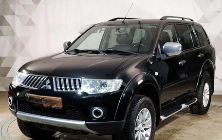 Mitsubishi Pajero Sport II рестайлинг, 2011 год, 1 870 000 рублей, 2 фотография
