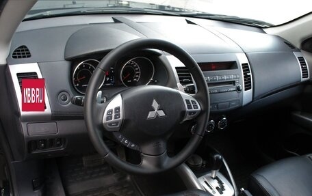 Mitsubishi Outlander III рестайлинг 3, 2011 год, 1 250 000 рублей, 5 фотография
