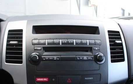 Mitsubishi Outlander III рестайлинг 3, 2011 год, 1 250 000 рублей, 13 фотография