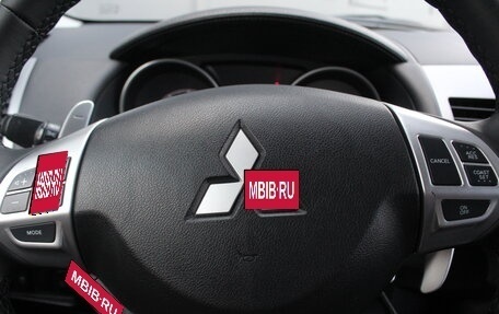 Mitsubishi Outlander III рестайлинг 3, 2011 год, 1 250 000 рублей, 10 фотография