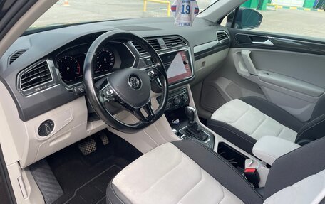 Volkswagen Tiguan II, 2017 год, 2 350 000 рублей, 6 фотография