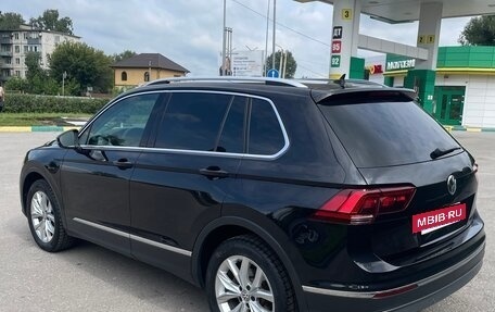 Volkswagen Tiguan II, 2017 год, 2 350 000 рублей, 3 фотография