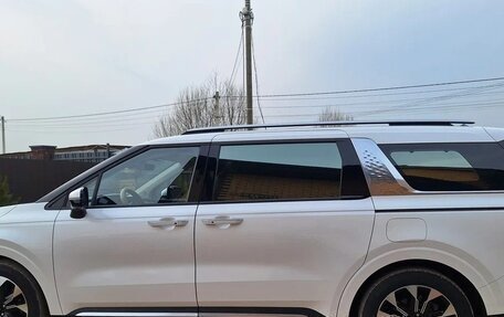 KIA Carnival, 2021 год, 2 600 000 рублей, 9 фотография