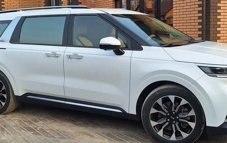 KIA Carnival, 2021 год, 2 600 000 рублей, 7 фотография