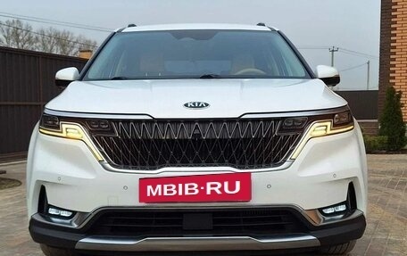 KIA Carnival, 2021 год, 2 600 000 рублей, 2 фотография