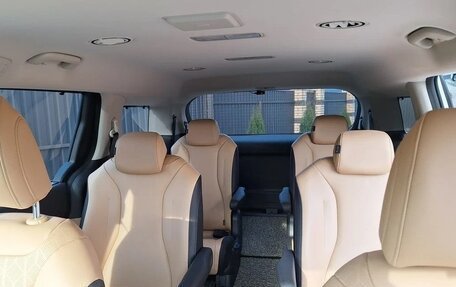 KIA Carnival, 2021 год, 2 600 000 рублей, 17 фотография