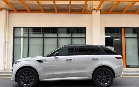 Land Rover Range Rover Sport, 2022 год, 9 620 000 рублей, 2 фотография