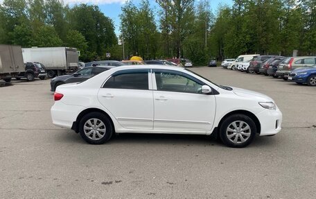 Toyota Corolla, 2011 год, 830 000 рублей, 4 фотография