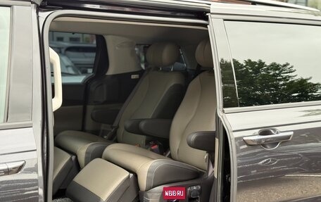 KIA Carnival, 2024 год, 4 190 000 рублей, 18 фотография