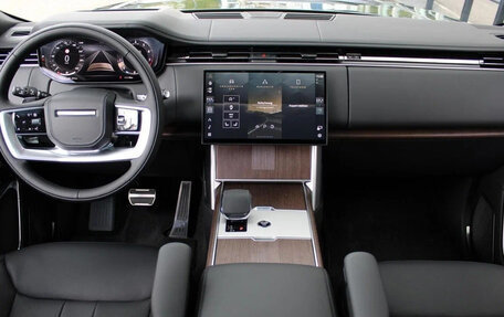 Land Rover Range Rover IV рестайлинг, 2024 год, 19 990 000 рублей, 7 фотография