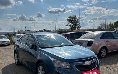 Chevrolet Cruze II, 2014 год, 770 000 рублей, 3 фотография