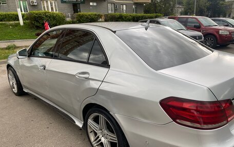 Mercedes-Benz E-Класс, 2011 год, 1 000 000 рублей, 5 фотография