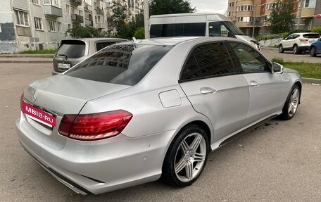 Mercedes-Benz E-Класс, 2011 год, 1 000 000 рублей, 3 фотография
