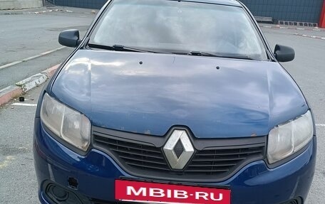 Renault Logan II, 2016 год, 412 000 рублей, 2 фотография