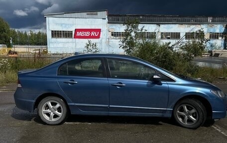 Honda Civic VIII, 2009 год, 700 000 рублей, 8 фотография