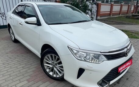Toyota Camry, 2014 год, 2 100 000 рублей, 4 фотография