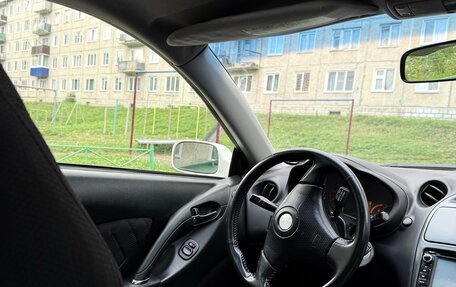 Toyota Celica VII рестайлинг, 2002 год, 700 000 рублей, 2 фотография