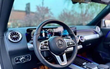 Mercedes-Benz GLB, 2022 год, 2 920 000 рублей, 10 фотография