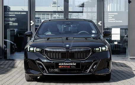 BMW 5 серия, 2025 год, 6 990 000 рублей, 2 фотография