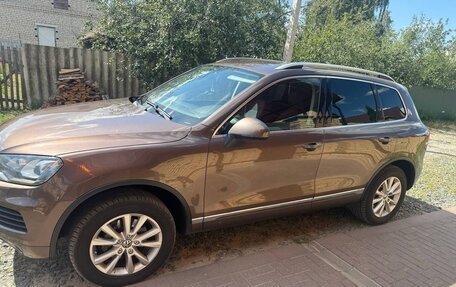 Volkswagen Touareg III, 2012 год, 1 690 000 рублей, 5 фотография