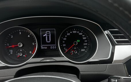 Volkswagen Passat B8 рестайлинг, 2018 год, 1 255 000 рублей, 7 фотография