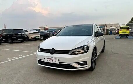 Volkswagen Golf VII, 2020 год, 1 550 000 рублей, 1 фотография