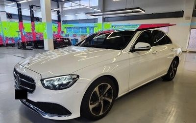 Mercedes-Benz E-Класс, 2021 год, 2 998 000 рублей, 1 фотография