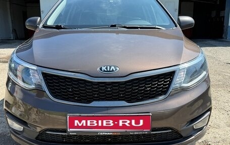 KIA Rio III рестайлинг, 2017 год, 1 000 000 рублей, 1 фотография