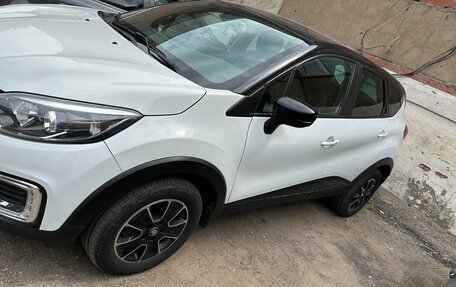 Renault Kaptur I рестайлинг, 2018 год, 1 290 000 рублей, 2 фотография