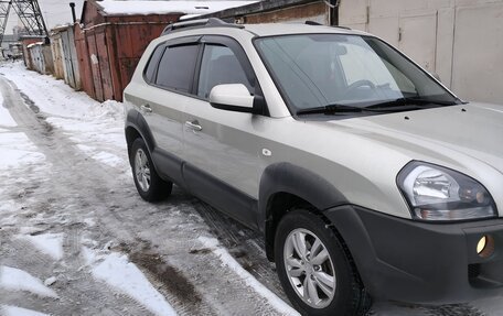 Hyundai Tucson III, 2008 год, 900 000 рублей, 3 фотография