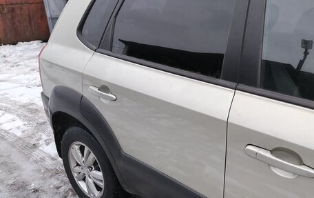 Hyundai Tucson III, 2008 год, 900 000 рублей, 7 фотография