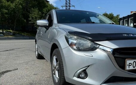 Mazda Demio IV, 2017 год, 805 000 рублей, 6 фотография