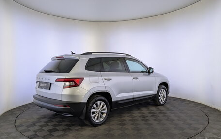 Skoda Karoq I, 2020 год, 2 220 000 рублей, 5 фотография